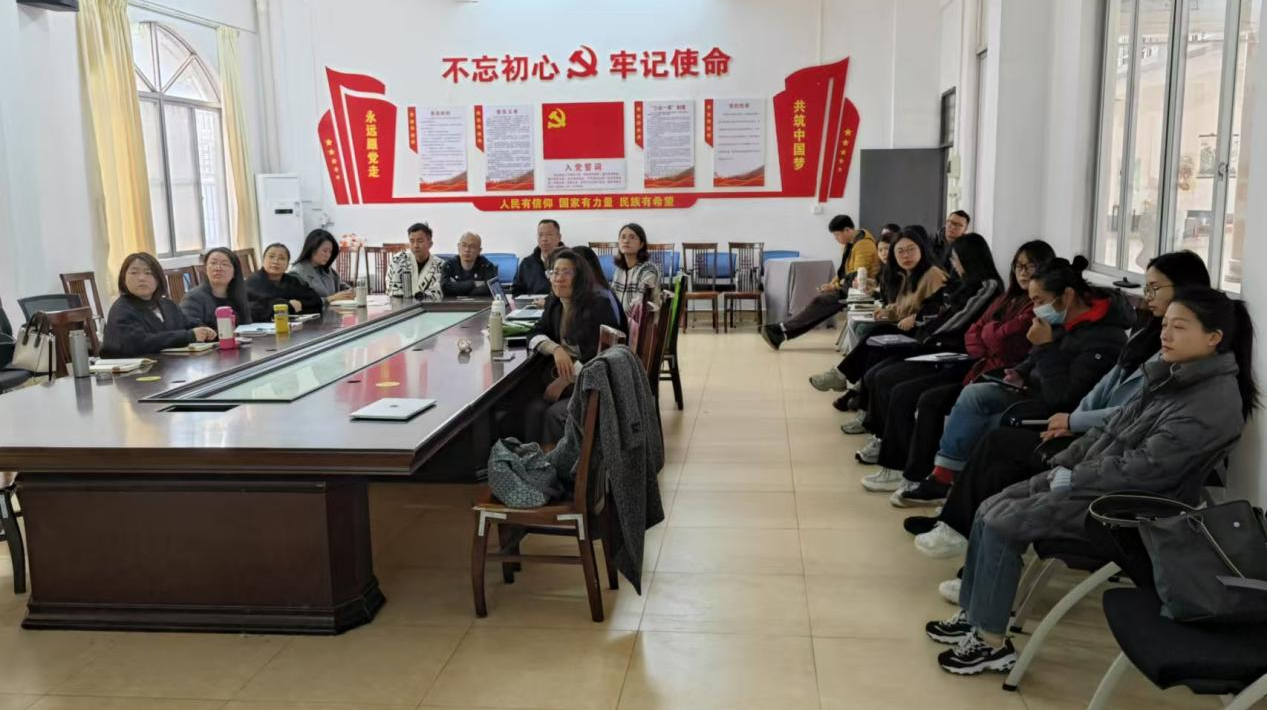 太阳集团城网址9728課程标準研讨會簡訊(1).png